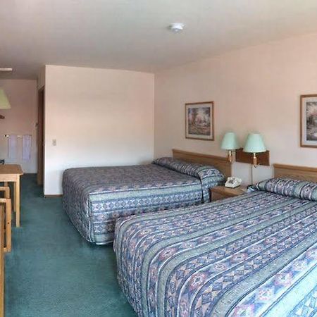 Mini Golden Inns Motel Hungry Horse ภายนอก รูปภาพ